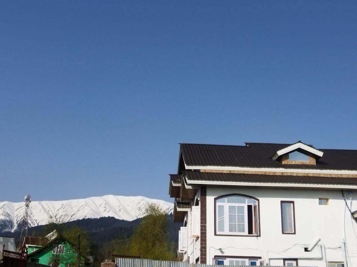 The Gulmarg Gateway Resort Srīnagar Eksteriør bilde